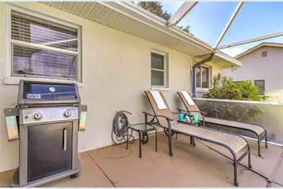 505 SE 9th Pl, Cape Coral, FL 33990 - Photo 23