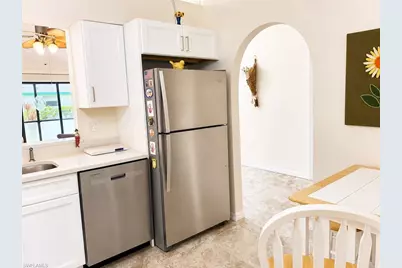 11219 Caravel Cir, Fort Myers, FL 33908 - Photo 5