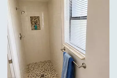 11219 Caravel Cir, Fort Myers, FL 33908 - Photo 9