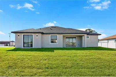1142 Edelweiss St E, Lehigh Acres, FL 33974 - Photo 23