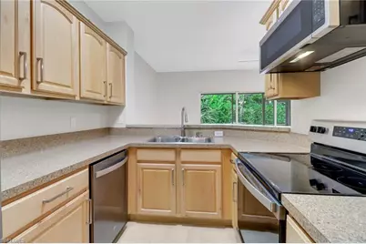 8189 Pacific Beach Dr, Fort Myers, FL 33966 - Photo 7