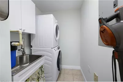 1524 SW 50th St #204, Cape Coral, FL 33914 - Photo 17