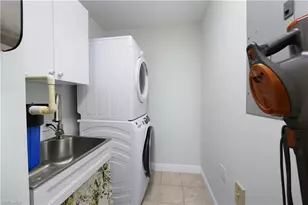 1524 SW 50th St, Cape Coral, FL 33914 - Photo 17