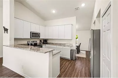 318 NW 4th St, Cape Coral, FL 33993 - Photo 11