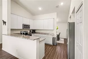 318 NW 4th St, Cape Coral, FL 33993 - Photo 11