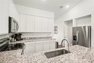 318 NW 4th St, Cape Coral, FL 33993 - Photo 13