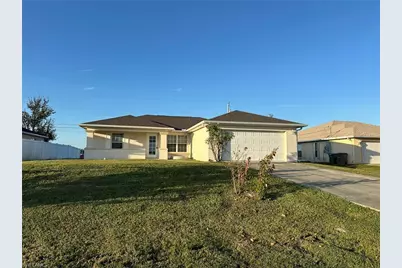 2207 NE 15th Ln, Cape Coral, FL 33909 - Photo 1
