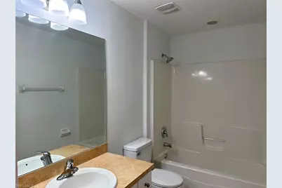 2207 NE 15th Ln, Cape Coral, FL 33909 - Photo 25