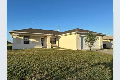 2207 NE 15th Ln, Cape Coral, FL 33909 - Photo 3
