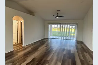 2207 NE 15th Ln, Cape Coral, FL 33909 - Photo 7