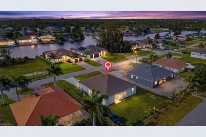 3306 NW 21st Ter, Cape Coral, FL 33993 - Photo 3