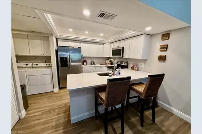 12941 Sandpoint Ct, Fort Myers, FL 33919 - Photo 7