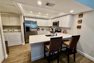12941 Sandpoint Ct, Fort Myers, FL 33919 - Photo 7
