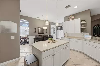 193 Skipping Stone Ln, Naples, FL 34119 - Photo 17