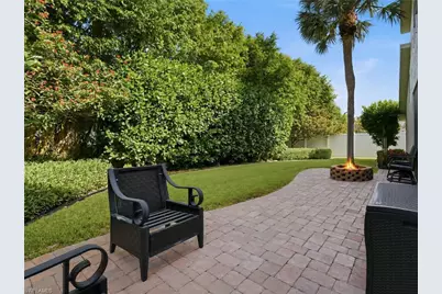 193 Skipping Stone Ln, Naples, FL 34119 - Photo 1