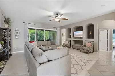 193 Skipping Stone Ln, Naples, FL 34119 - Photo 7