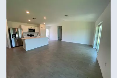 1906 Jacaranda Pkwy W, Cape Coral, FL 33993 - Photo 5