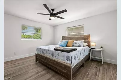 223 SE 45th St, Cape Coral, FL 33904 - Photo 13