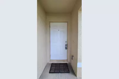 115 SE 12th Ter #115, Cape Coral, FL 33990 - Photo 3