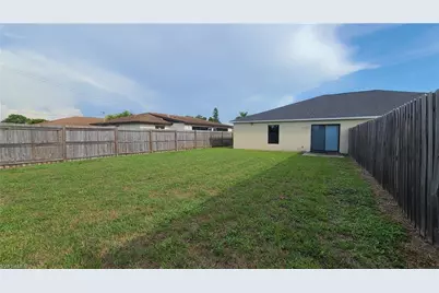 115 SE 12th Ter #115, Cape Coral, FL 33990 - Photo 23