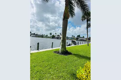 408 Tudor Dr #1C, Cape Coral, FL 33904 - Photo 3