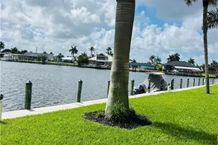408 Tudor Dr, Cape Coral, FL 33904 - Photo 3