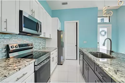 420 SW 29th Ave, Cape Coral, FL 33991 - Photo 3