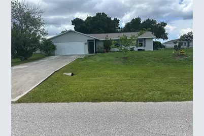 2124 NE 7th Pl, Cape Coral, FL 33909 - Photo 1