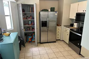 2124 NE 7th Pl, Cape Coral, FL 33909 - Photo 5