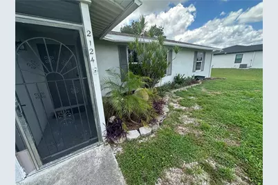 2124 NE 7th Pl, Cape Coral, FL 33909 - Photo 21