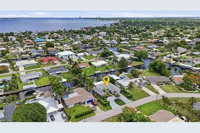 405 Prather Dr, Fort Myers, FL 33919 - Photo 3