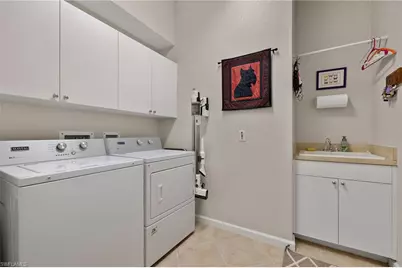 8872 King Henry Ct, Fort Myers, FL 33908 - Photo 23