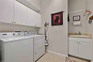 8872 King Henry Ct, Fort Myers, FL 33908 - Photo 23
