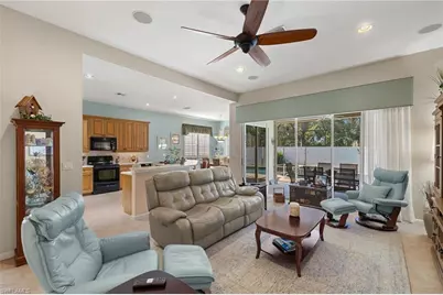 8872 King Henry Ct, Fort Myers, FL 33908 - Photo 11