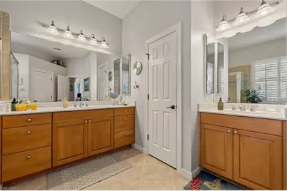 8872 King Henry Ct, Fort Myers, FL 33908 - Photo 17