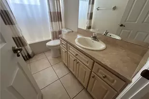 1405 NE 5th Pl, Cape Coral, FL 33909 - Photo 19