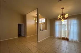 1405 NE 5th Pl, Cape Coral, FL 33909 - Photo 9