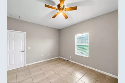 1322 Trafalgar Pkwy, Cape Coral, FL 33991 - Photo 23