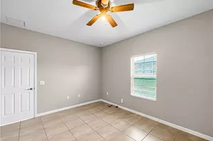 1322 Trafalgar Pkwy, Cape Coral, FL 33991 - Photo 23