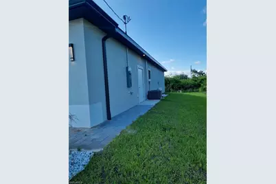 847 Bell Blvd S, Lehigh Acres, FL 33974 - Photo 9