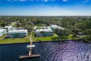3225 E Riverside Dr, Fort Myers, FL 33916 - Photo 1