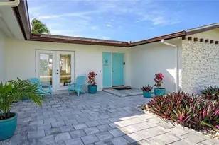 1432 Wellington Ct, Cape Coral, FL 33904 - Photo 1