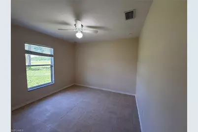 1823 NW 31st St, Cape Coral, FL 33993 - Photo 5