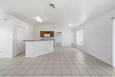 422 NW 11th Ter, Cape Coral, FL 33993 - Photo 15