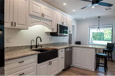 14562 Riverside Dr, Fort Myers, FL 33905 - Photo 5