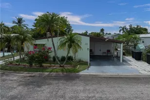 16200 Cathy Ct, Fort Myers, FL 33908 - Photo 3