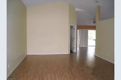 4544 Varsity Cir, Lehigh Acres, FL 33971 - Photo 3