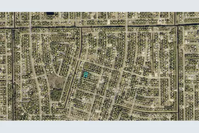 954 Iris St E, Lehigh Acres, FL 33974 - Photo 5
