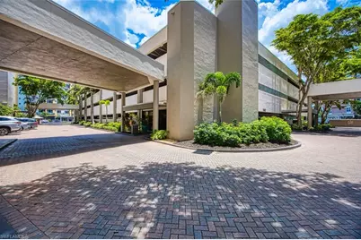 1900 Virginia Ave #102, Fort Myers, FL 33901 - Photo 7