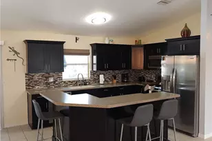 2919 SW 25th St, Cape Coral, FL 33914 - Photo 3